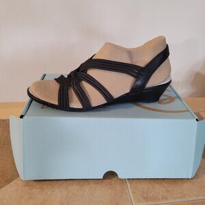 Brand New Lifestride Yvette Stretch Sandal 8.5M